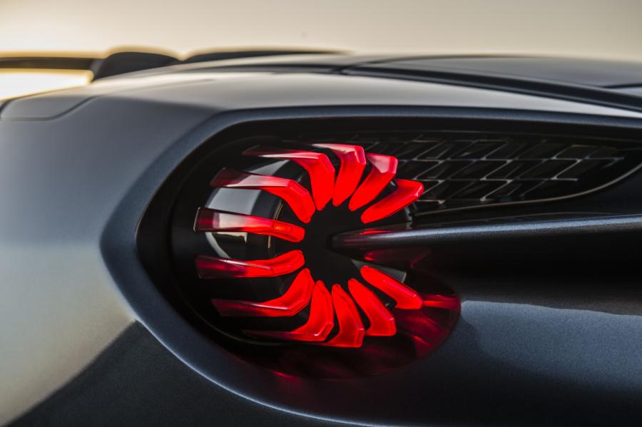 Детали экстерьера Aston Martin Vanquish Zagato Volante 2017 года  (WW) (фото 9 из 24)
